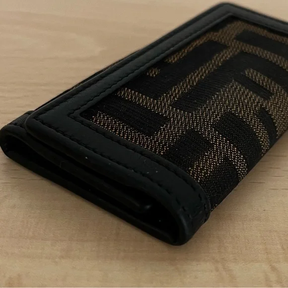 FENDI Zucca Canvas 4-Hook Key Holder Tobacco & Black COA Card Authentic Vintage